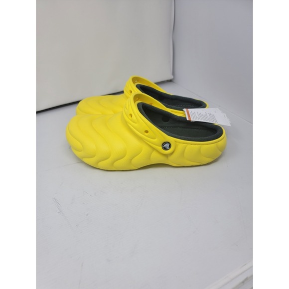 CROCS Other - Crocs Classic Lined Overpuff Clogs Cyber Yellow 210059-77J NWT Size 11